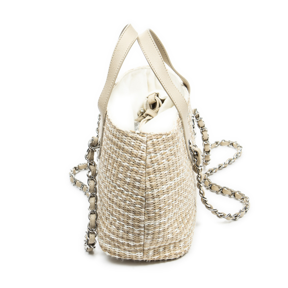 Chanel CC Summer Straw Tote - Picture 7 of 8